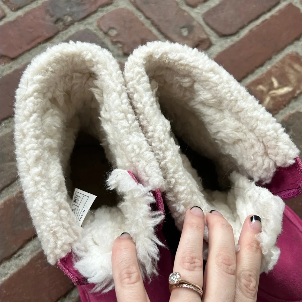 Koolaburra by UGG Lytta Boots in Raspberry Rose